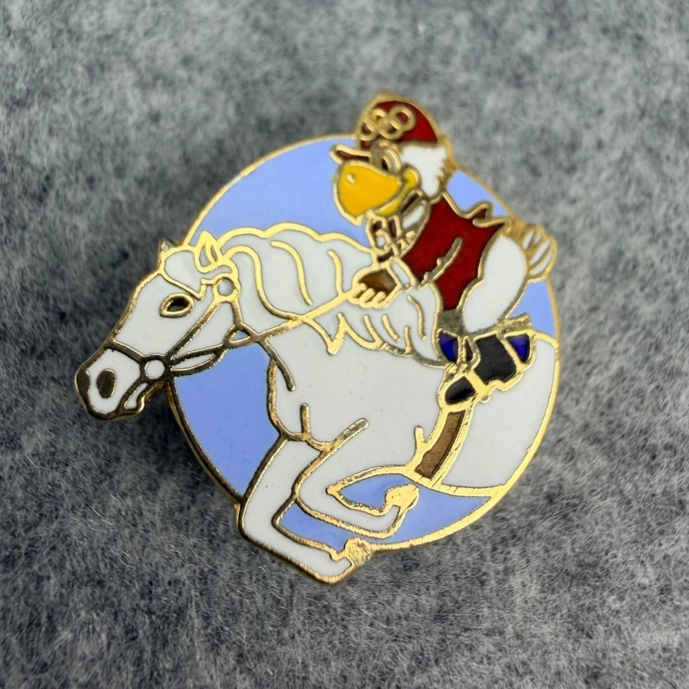 Los Angeles 1984 Olympics Sam Eagle Horse Riding Equestrian Cloisonne Brooch Pin